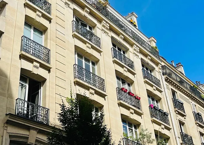 Paris Centre Dernier Etage Vue Ascenseur