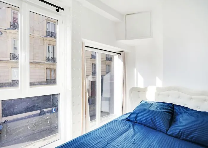 Magnifique 4 Personnes Paris 18Eme