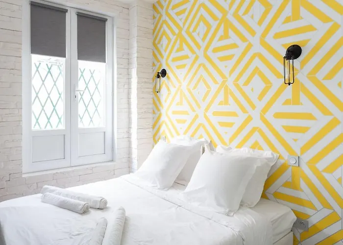 Super Location Meets Charming Studio -Ecole Militaries Champ De Mars - 7Th Arrondisment
