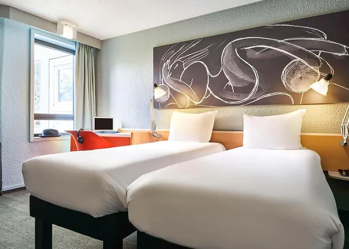 Ibis Paris La Villette Cite Des Sciences 19Eme