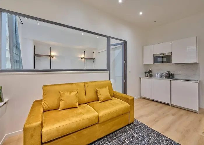 Marais - Modern Apartment