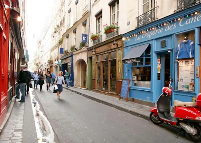 Montorgueil Area Paris Center City Apartment