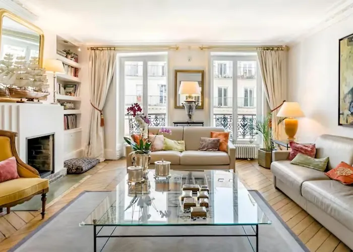 Sophisticated Gem In The Heart Of Paris - 107M2