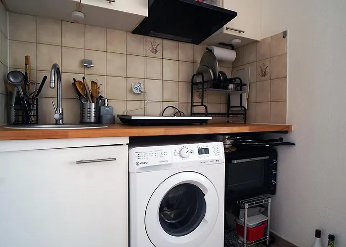 Apartment Near La Villette