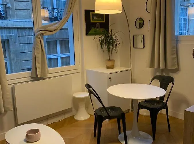 Au Coeur Du Quartier Latin