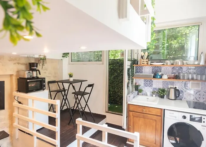 Duplex Parisien Charmant En Face Metro13
