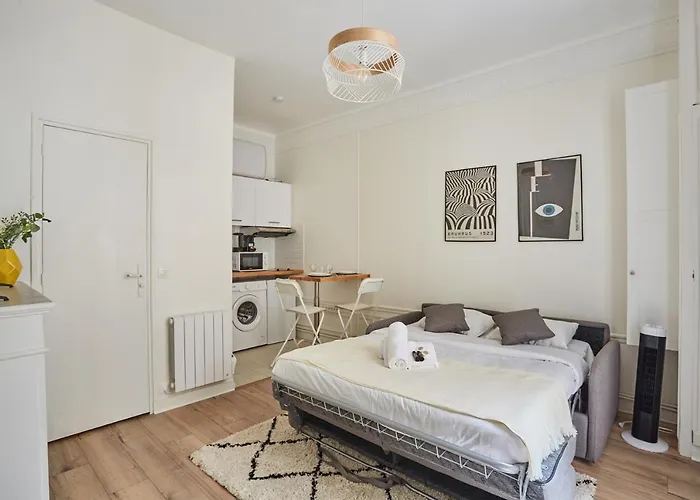 Studio Tour Eiffel By Studio Prestige
