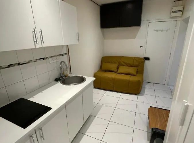 Studio Au Pied Du Metro Ligne 9