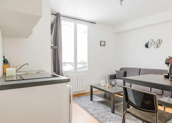 Cosy Studio In Bobo Eastern Paris