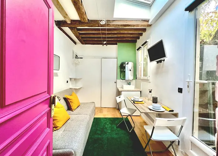 Cozy Hideaway Private Suite