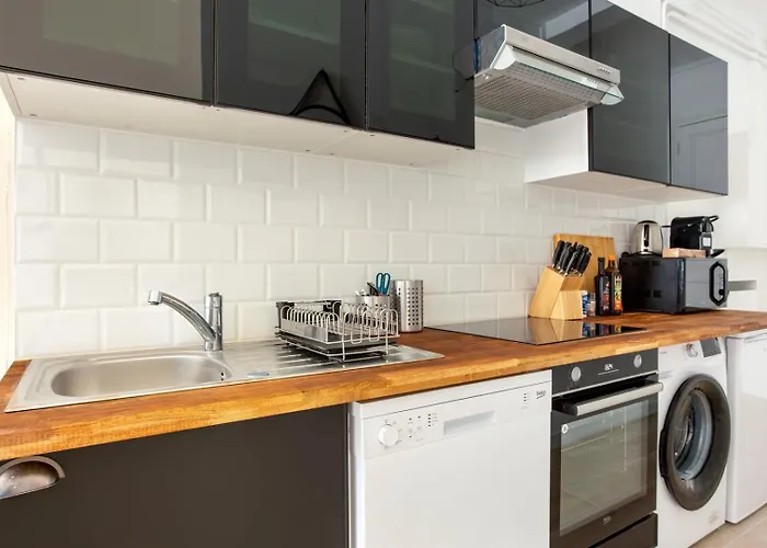 Appartement Spacieux Et Lumineux - 8P