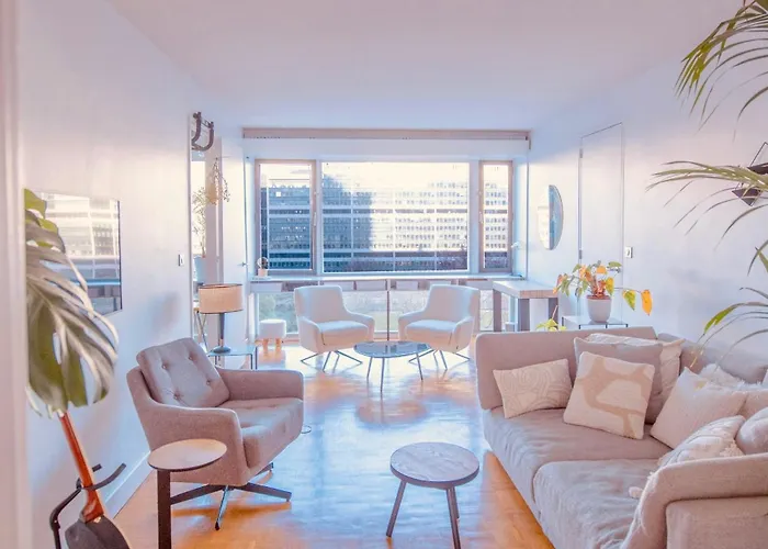 2 Private Bedrooms, Montparnasse Station