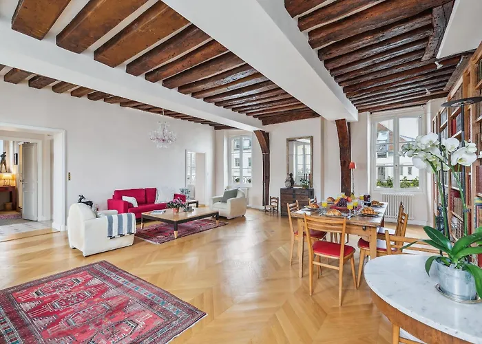 Le Marais & Place Des Vosges - 3Br - Cityapartmentstay