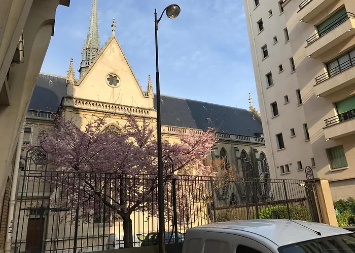 Appartement De Grand Standing En Plein Coeur De Paris A Proximite Du Trocadero