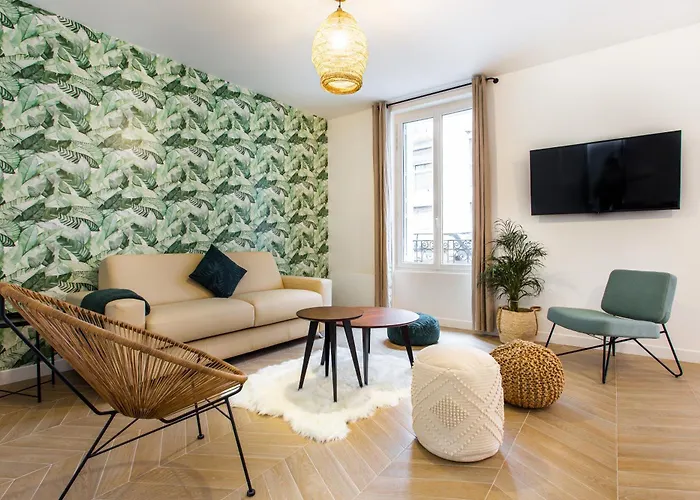 Cozy Home In Paris