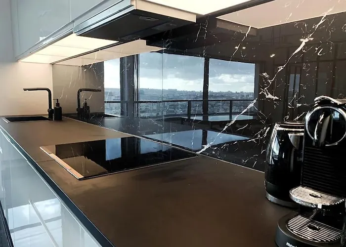 Rare 75M2 Parisian Apartment, Breathtaking Views!