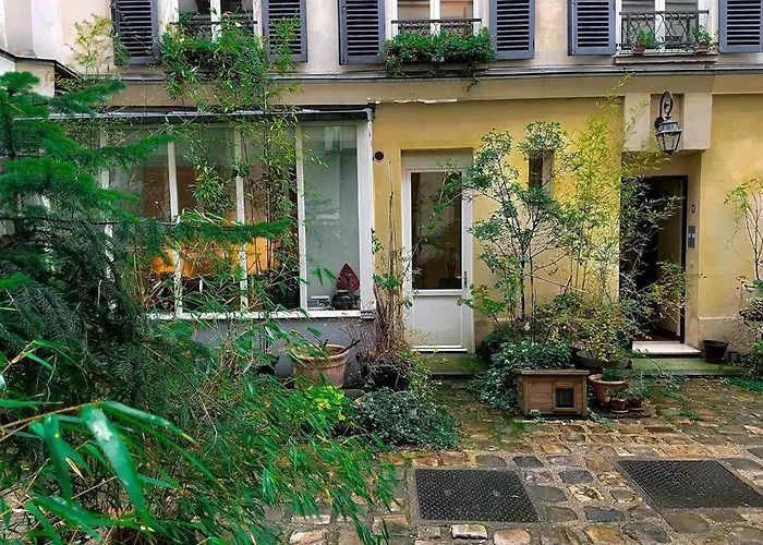 Studio Parisien, Le Louis Blanc