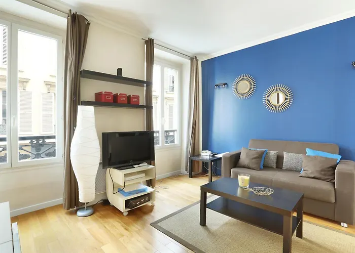 Pick A Flat\'S Apartments In Batignolles - Rue Biot
