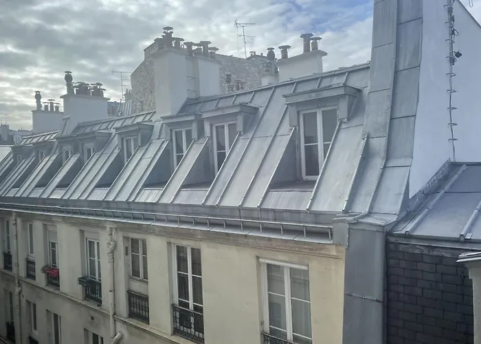 Parisian Apartment On Courtyard
