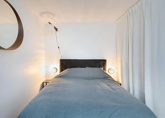 Haussmannian Elegance Close To Montmartre