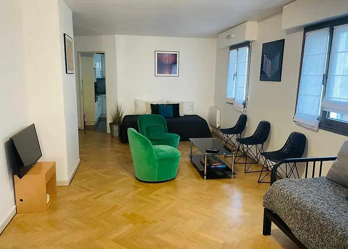 Beautiful 45 M2 Private Apartment In Paris Montparnasse