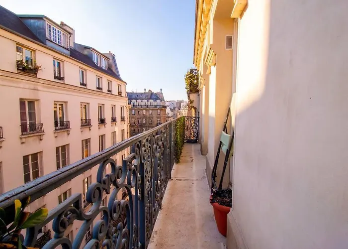 Heart Of Paris Haussman Apartment Quiet & Balcony