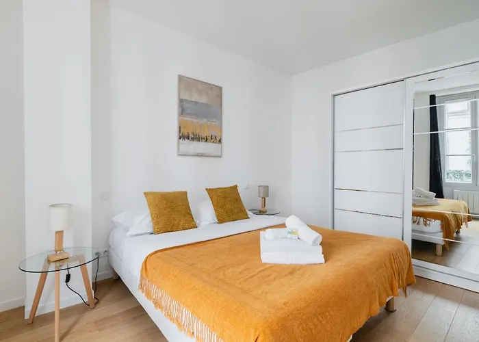 2 Pieces Renovee A Neuf Paris 5 - 4P - Flat-Guest