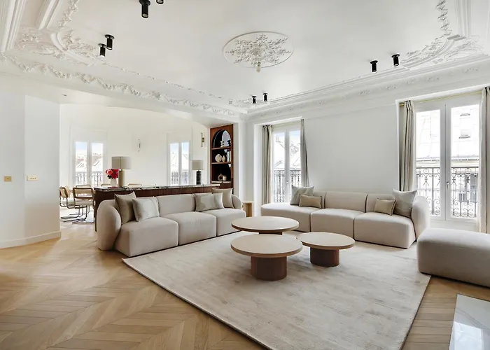 Maison Galante\'S Apartments With Services In La Madeleine - Opera