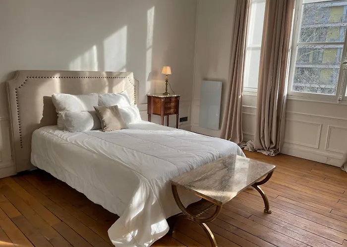 Appartement Paris 7Eme Invalides/ Tour Eiffel 1Er Etage