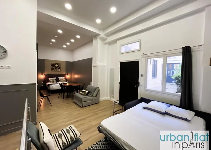 Urban Flat 05 - Spacious 1 Bedroom Parisian Flat