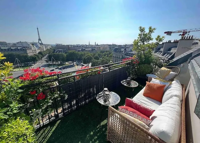 New Rbnb Eiffel Tower Rooftop 360 Terrace View And Parking