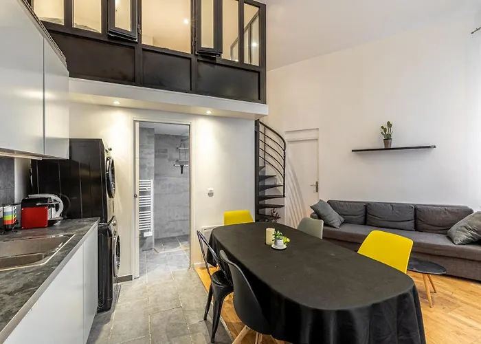 Guestready - Modern Duplex In Bourse - Sentier