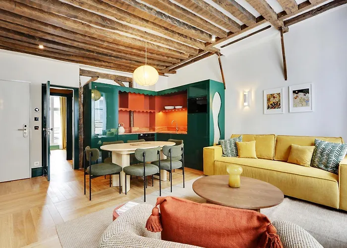 Paris Home Collection Serviced Apartments In Notre Dame - Rue Savoie