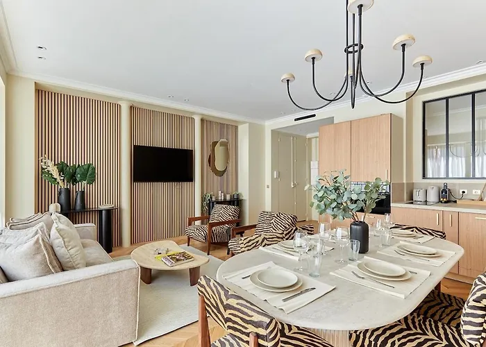 Incredible Ac Apartment 3 Bedrooms Center Of Paris By Studio Prestige