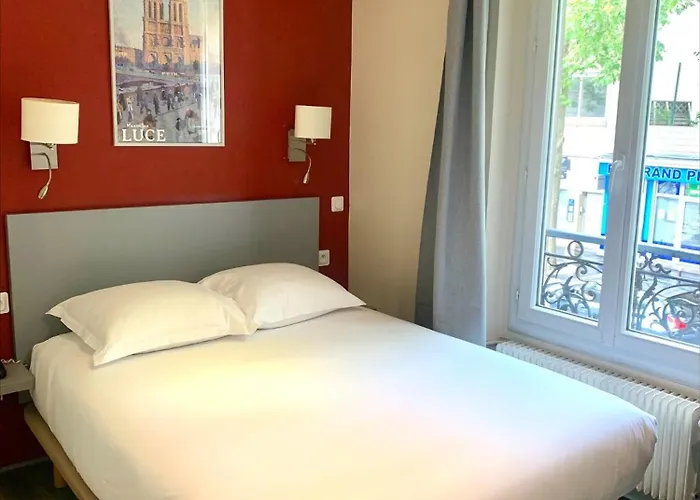 Hipotel Paris Belgrand Mairie Du 20Eme