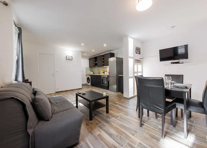 Urban Refuge In The Heart Of The Marsh 1Bdr - 3P