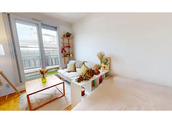 Joivy Charming Studio With Eiffel Tower View