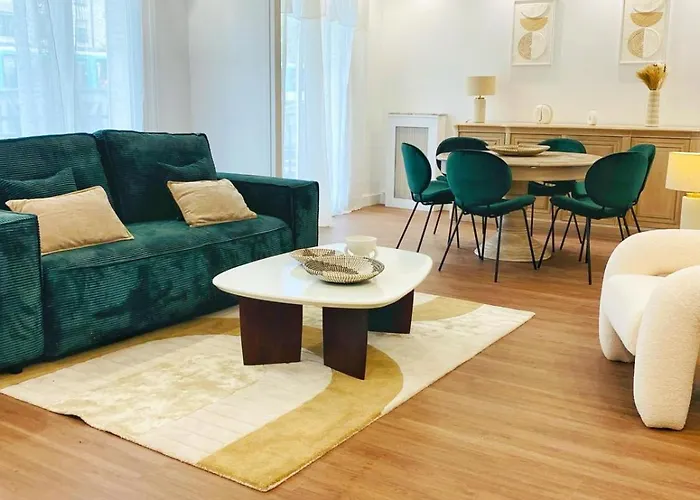Gare Du Nord - Large Renovated Apartment