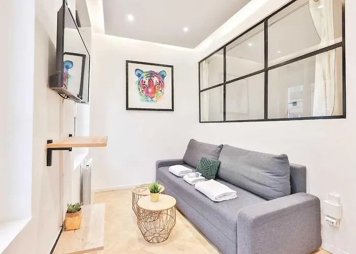 Classy Apartment In The Heart Of Le Marais