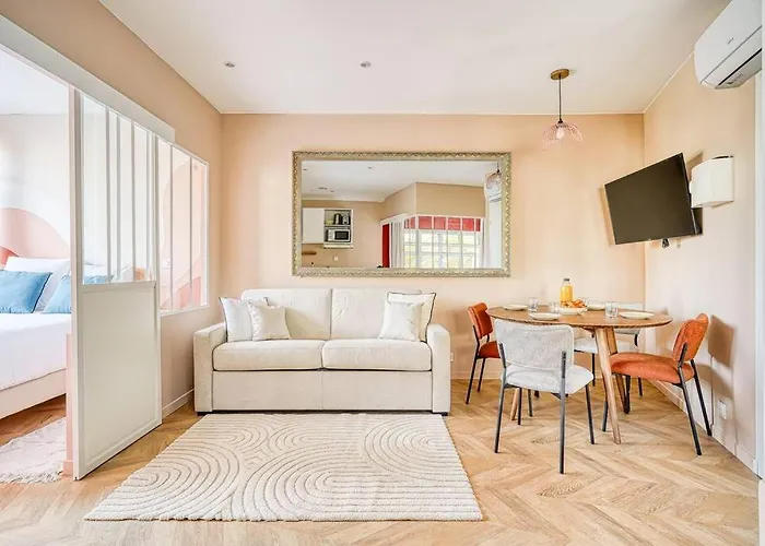 Appartement Proche Parc Monceau Pereire -Iii