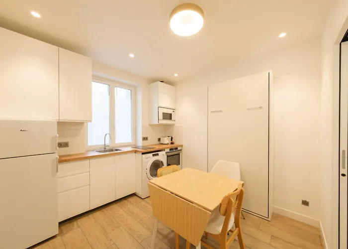 Cosy Apartment 3P - Place De L\'Etoile