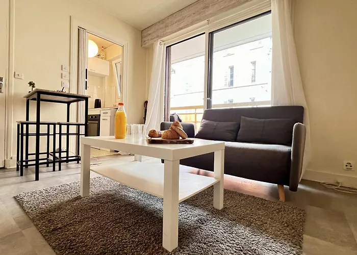 Studio Avec Balcon, Havre De Paix A Montparnasse