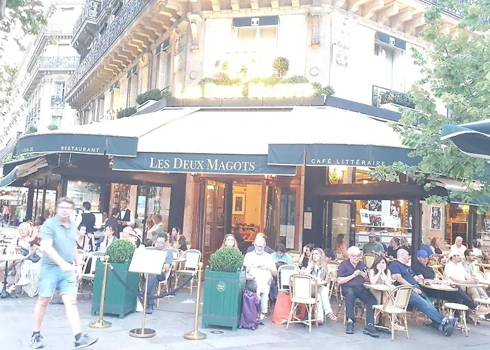 Center Paris, Amusing2Bed Room,68Sqm-5 Mins Eiffel Tour And Louvre Meusm ,Gare Montparnasse ,Front Metro