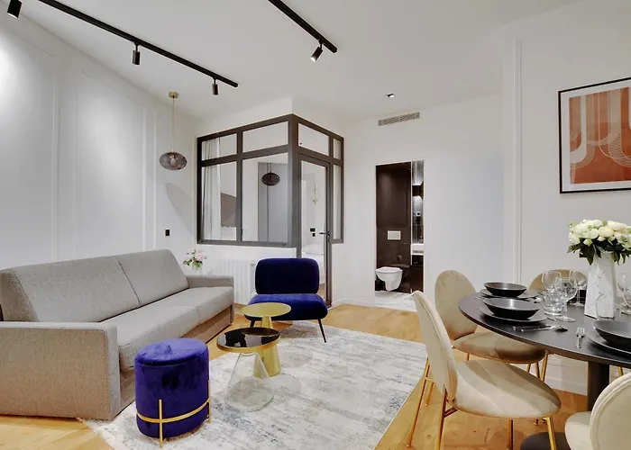 Authentic Apartment - 2Br - 6P - Moulin Rouge