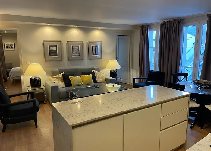 Appartement Familial Sur Cour - Au Coeur De Paris