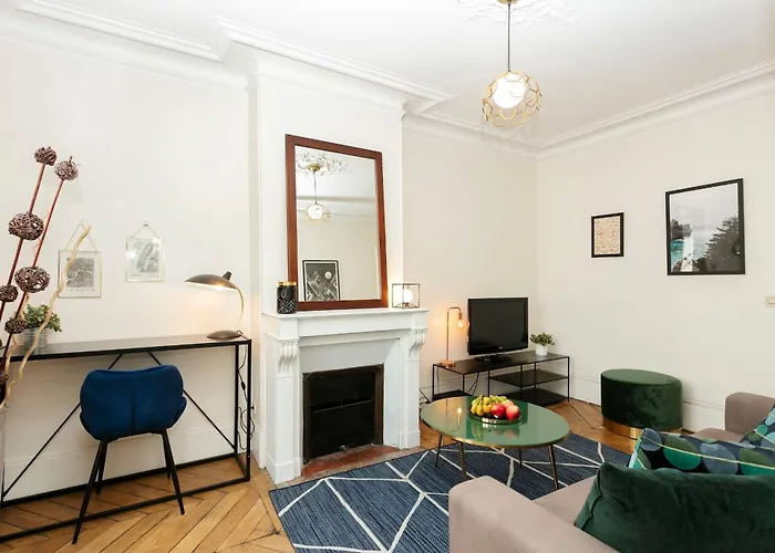 Notre-Dame - 1Br With Balcony - Cityapartmentstay