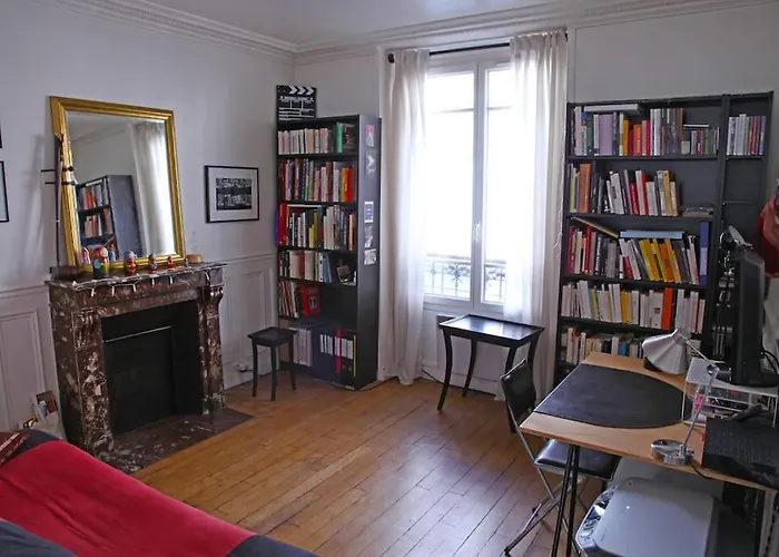 Quiet Apt 2Rooms Big Kitchen Canal Saint Martin