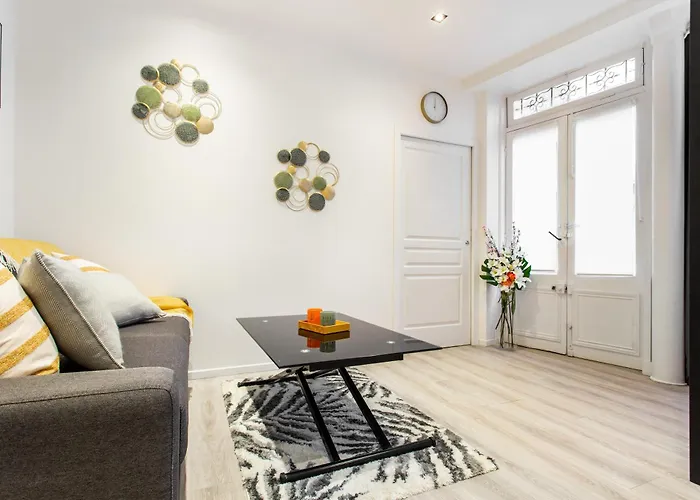 Bouquet Longchamp Iena Trocadero Cosy Apartment