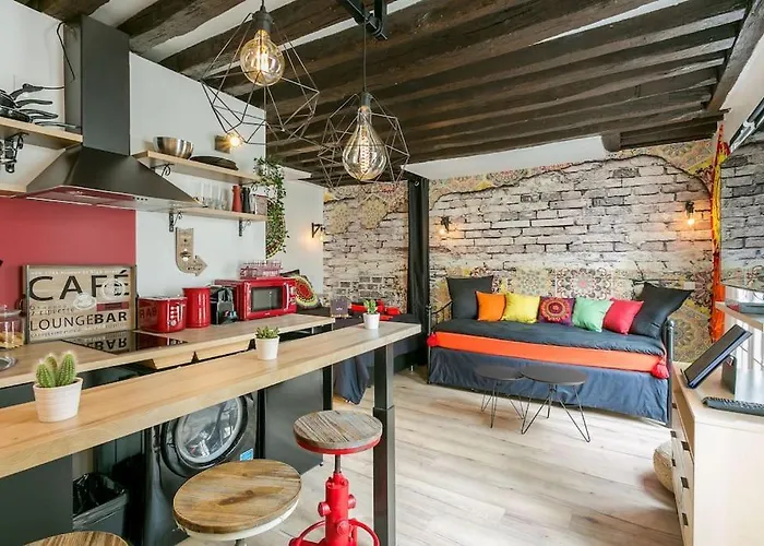 M1 - Magnificent Studio In Le Marais\'S Heart