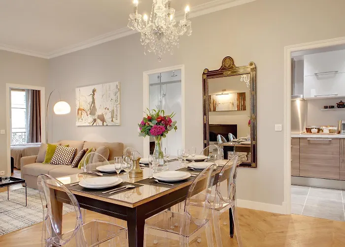 Blanc Manteau Residence